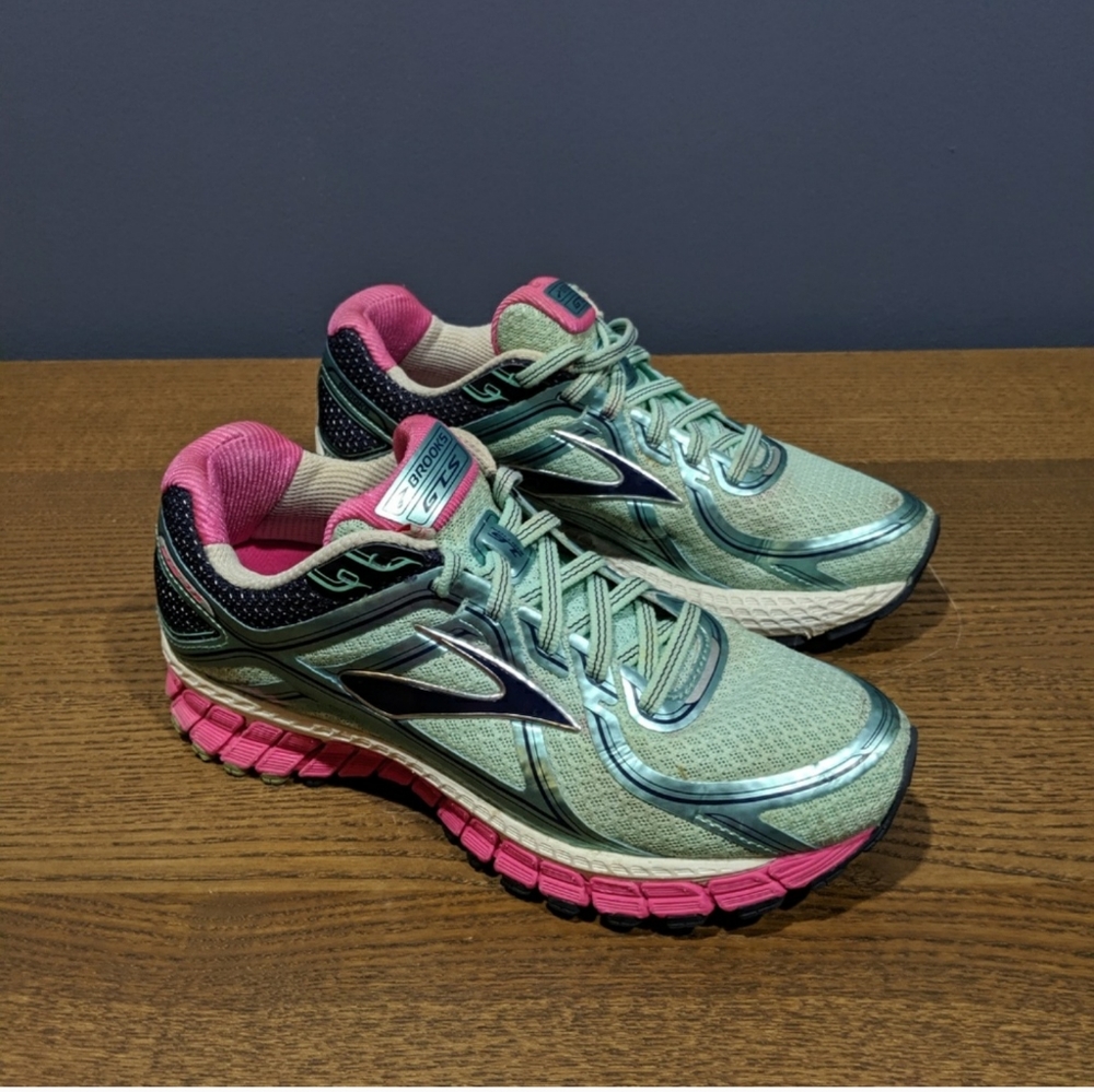 Brooks Adrenaline GTS 16 Running Shoes